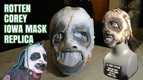 SLIPKNOT COREY TAYLOR ROTTEN IOWA MASK UNBOXING
