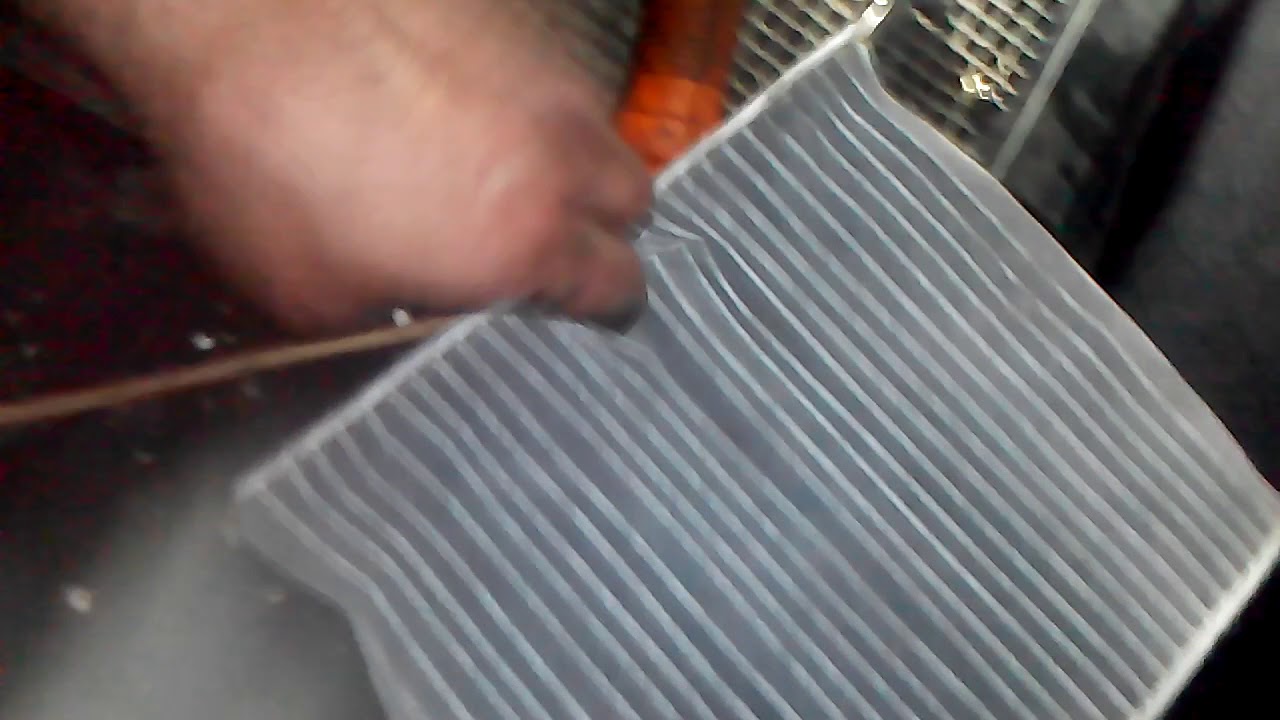 Diy Ford Cmax How To Replace Cabin Filter Youtube