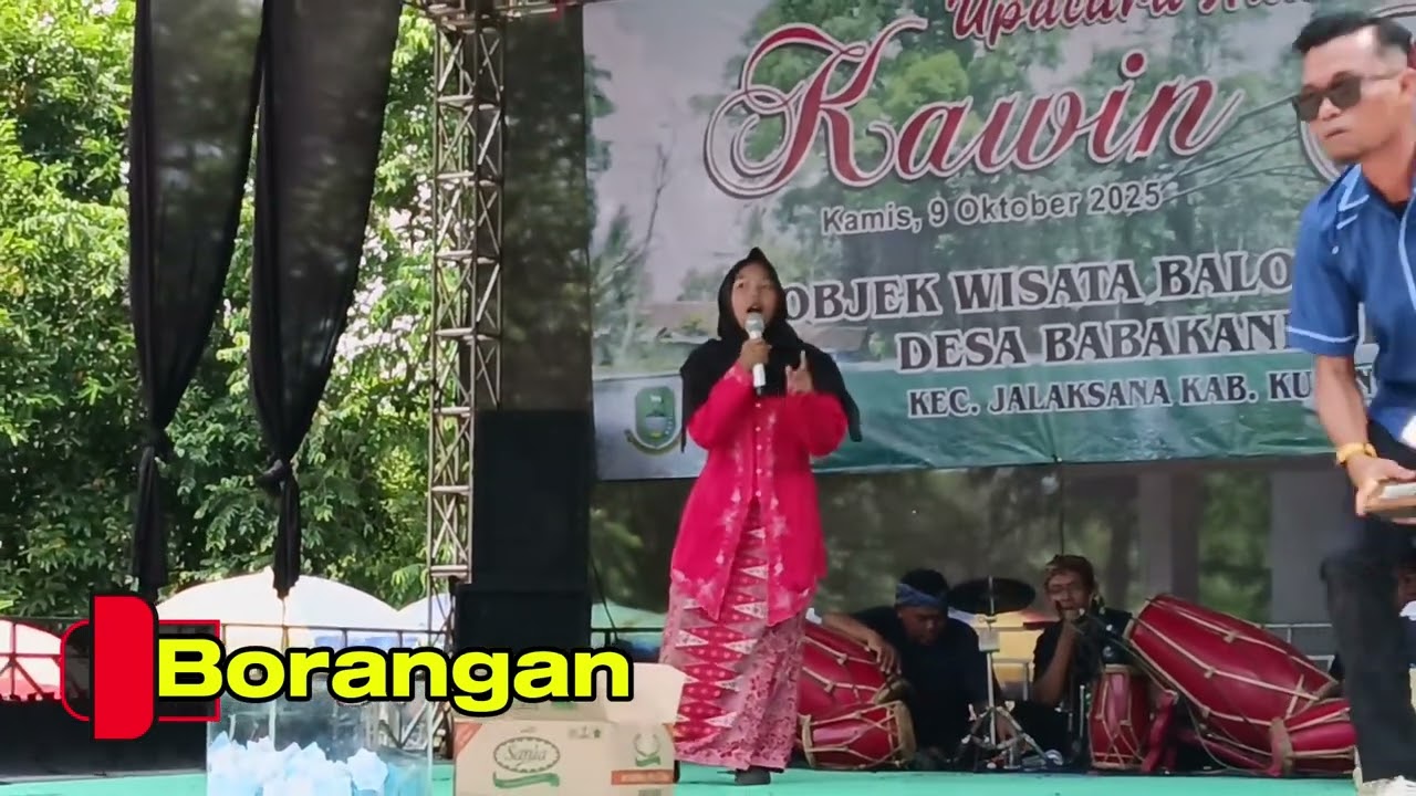 PENTAS SENI SMPN 2 JALAKSANA DALAM ACARA UPACARA ADAT KAWIN CAI DESA BABAKANMULYA KEC. JALAKSANA