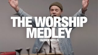 Video voorbeeld van "TAUREN WELLS ft. Davies - The Worship Medley: Reckless Love, O Come to the Altar, Great Are You Lord"