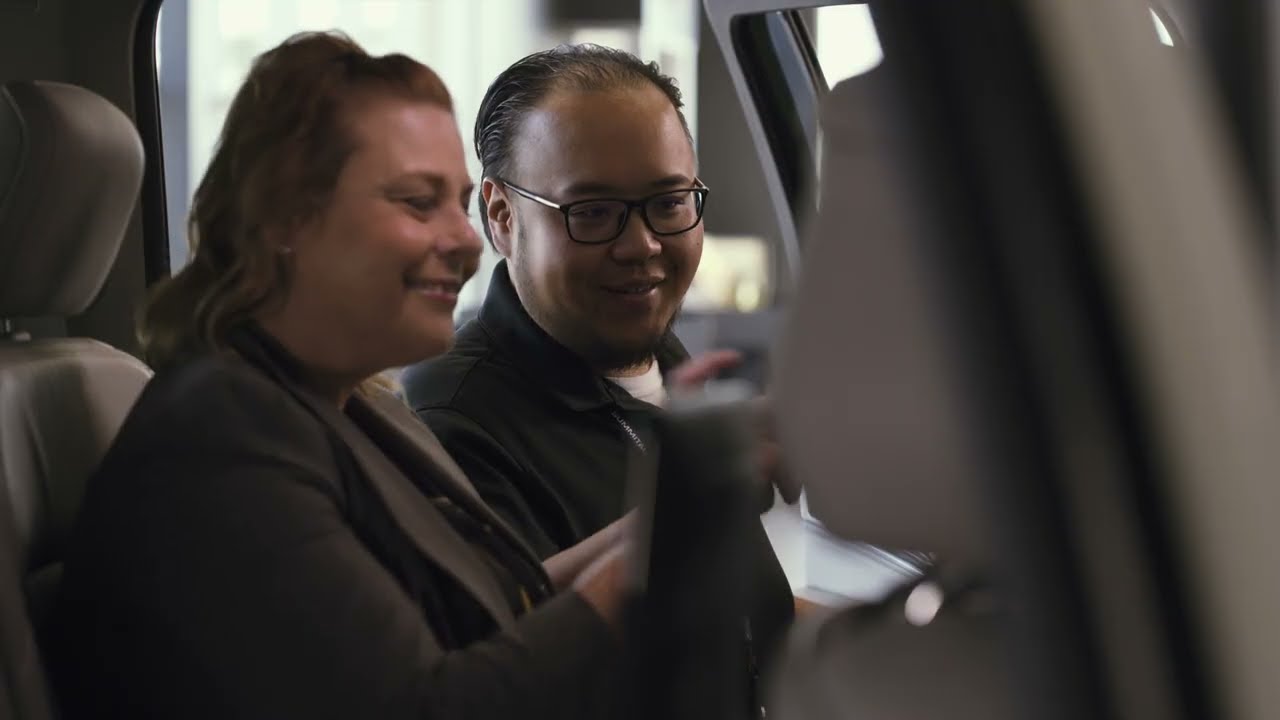 NEW JEEP SHOWROOM VIDEO FOND DU LAC WISCONSIN