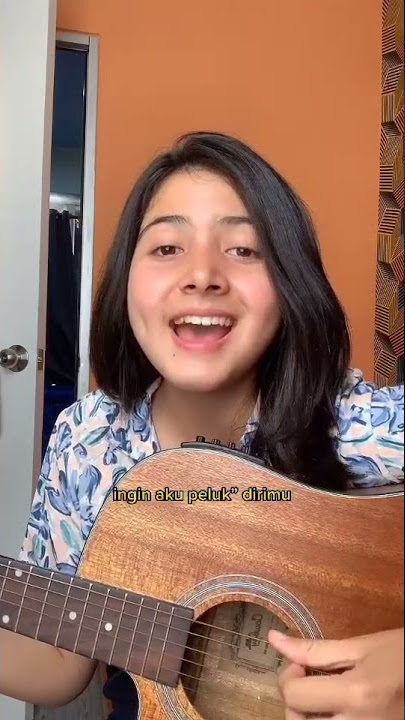 story wa polosan cewe main gitar