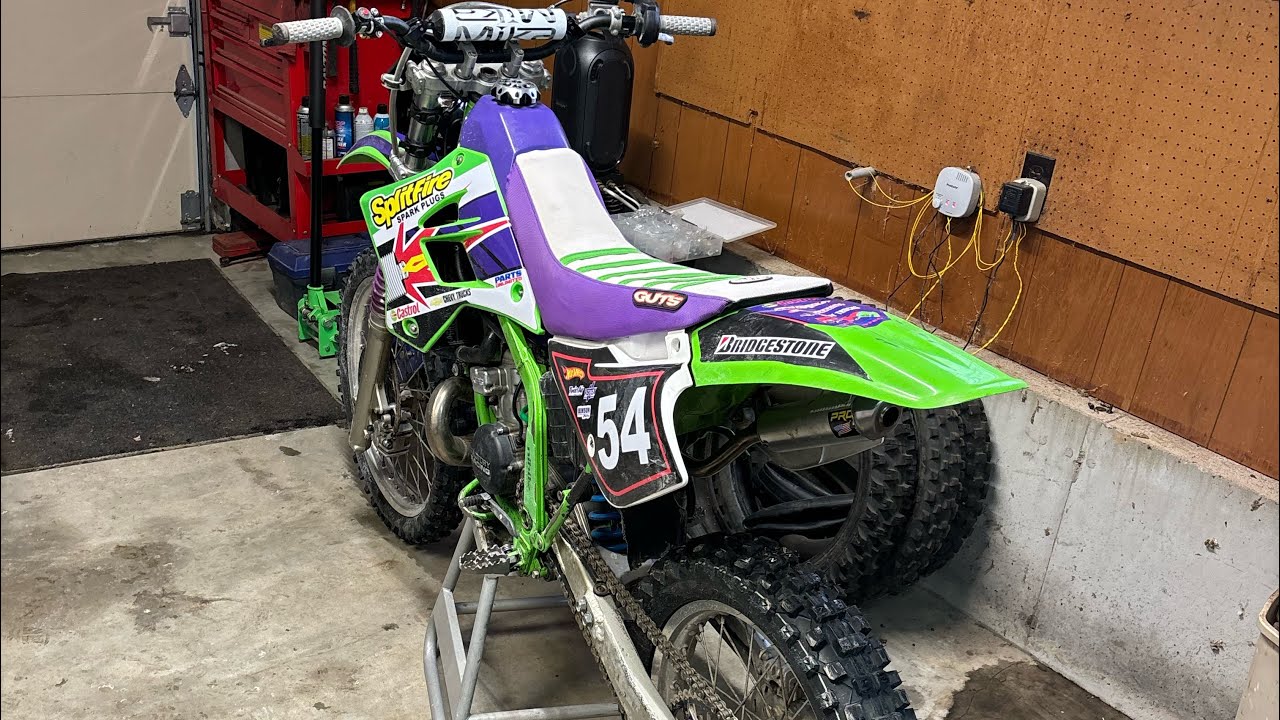 1996 Kawasaki KDX200 overview - YouTube