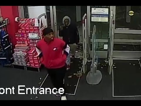 Robbery by force (purse snatching)  HPD case #1574608-18  415 Shepherd