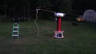 Plasmasonic 3.0 DRSSTC Tesla Coil - Initial Test