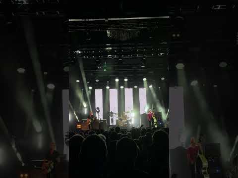 Who knows the name to this one?  #thelivingend #debutalbum