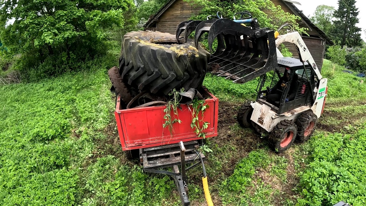 Clearing the Tires and Rubbish around the houses - Abandoned property