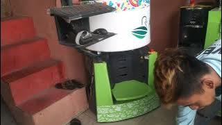 Pembuatan cat warna dengan mesin Cat Digital sampai mesin pengaduk.