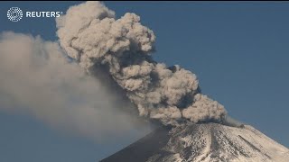 Mexico: Popocatepetl volcano spews smoke and ash