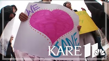 Minnesota neighborhood brings Thanksgiving celebration to woman fighting cancer