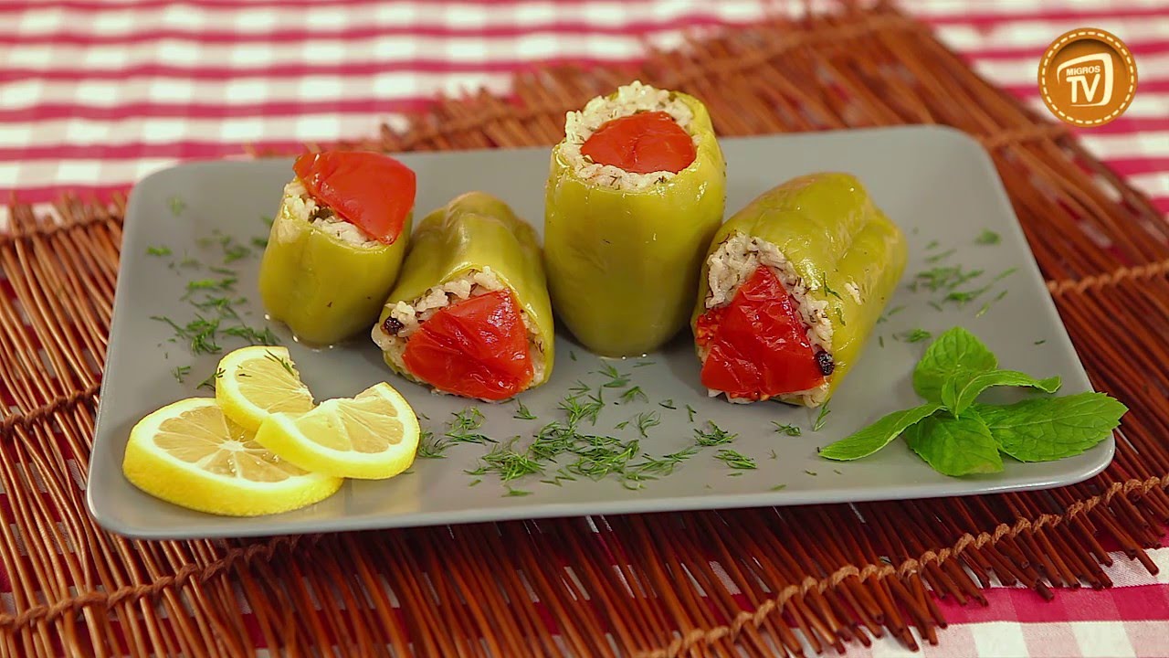 Zeytinyagli Biber dolmasi, kiymali tarhana corbasi,Mayali pişi tarifi(aksam yemegi önerisi) Zeytinyagli Biber dolmasi, kiymali tarhana corbasi,Mayali pişi tarifi(aksam yemegi önerisi)