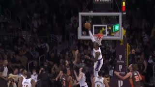 LeBron James With A HUGE Chase Down Block 😲