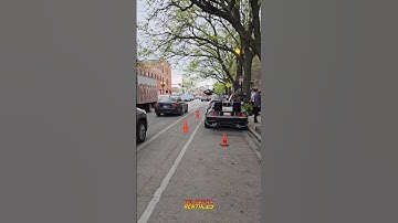 WHOOPS! Delorean stops traffic #backtothefuture #delorean #80s #shorts