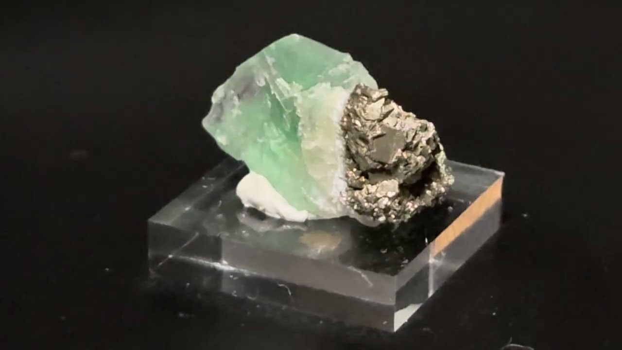 2026.3.3no.2龍神晶矢　新潟産山水晶 Minerals #881: Fluorite, Pyrite, Marcasite, Hunan, Province, China