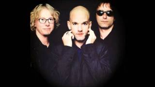 R.E.M. - Discoverer