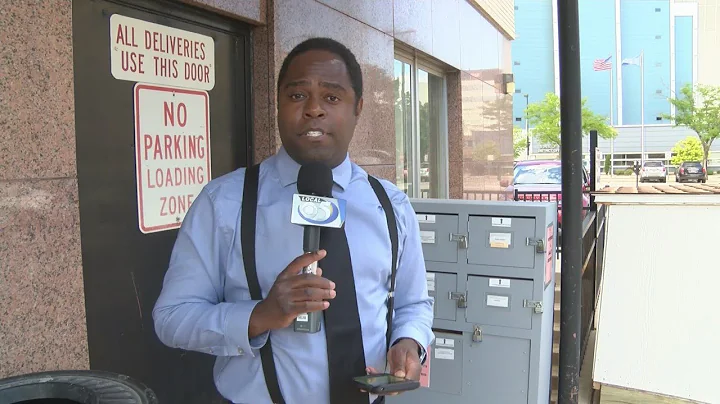 At 5PM, The Difference between Mail-In Voting and Absentee Voting