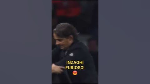 Inzaghi strattona il proprio collaboratore!