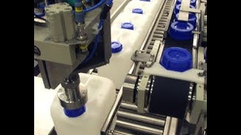 Solvent barrel automatic filling and palletizing machine