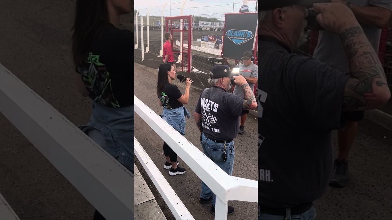 NATIONAL ANTHEM @ HUSET’S HIGH BANK NATIONALS