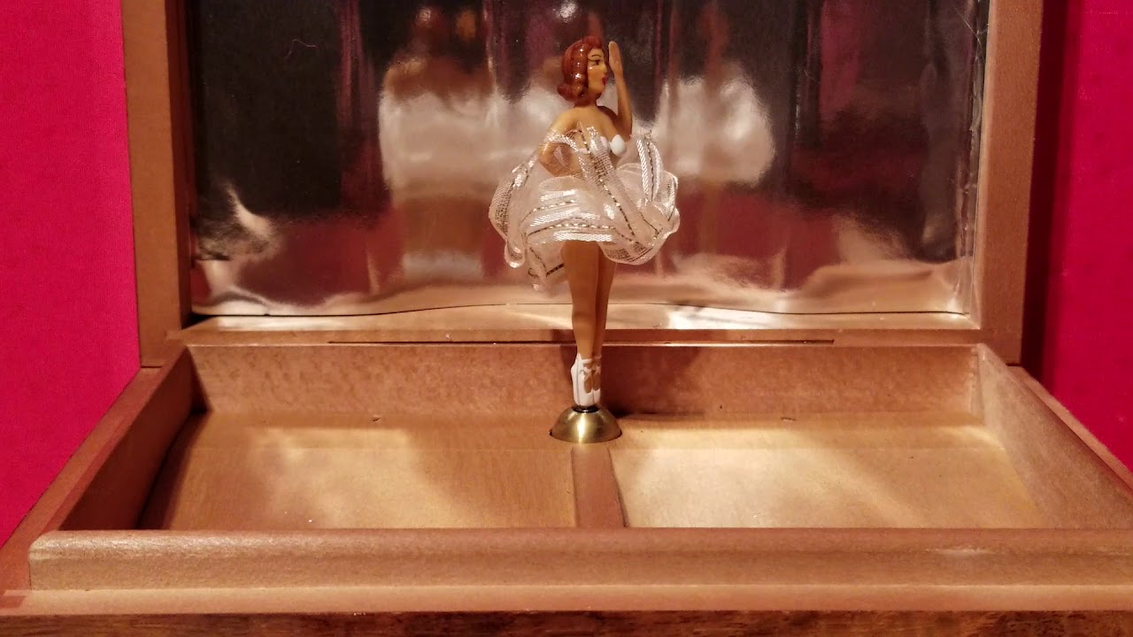 Music box Vintage Please The Merry Widow tune (Daisy, Daisy) YouTube
