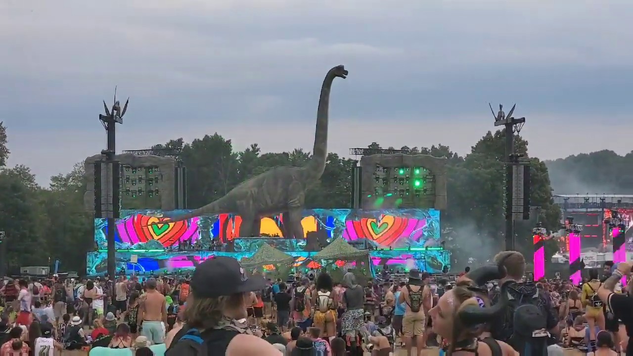 Boogie Trio Lost Lands 2019 - YouTube