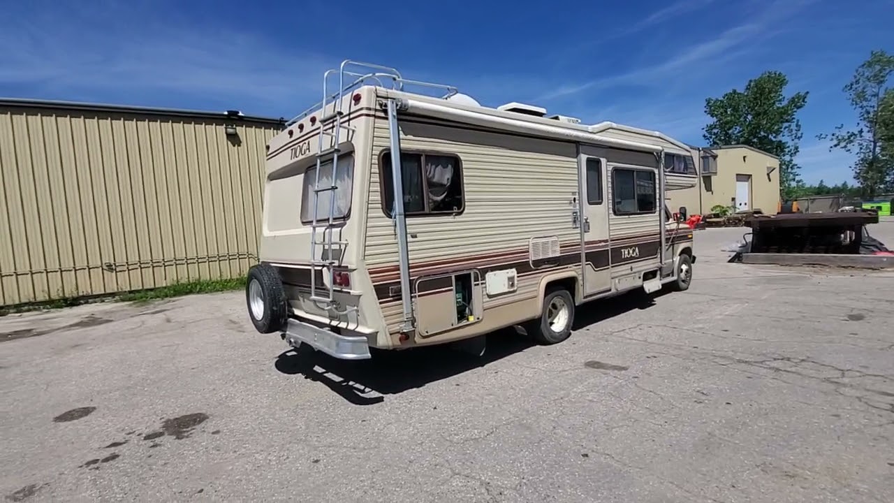 1984 Ford Tioga Motorhome - YouTube