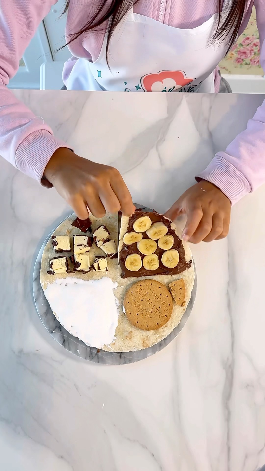 اليوم منى عملت سمورز تورتيلا راب ! شو رايكم فيه ?#chocolate