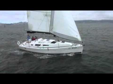 Meet the Hunter 33 - YouTube