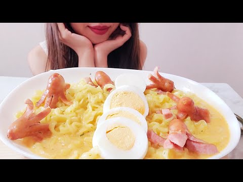 ASMR 咀嚼音Iクリームカルボブルダック麺🍜Fire Noodles,buldak,sausage,soft-boiled egg,Japanese/mukbang