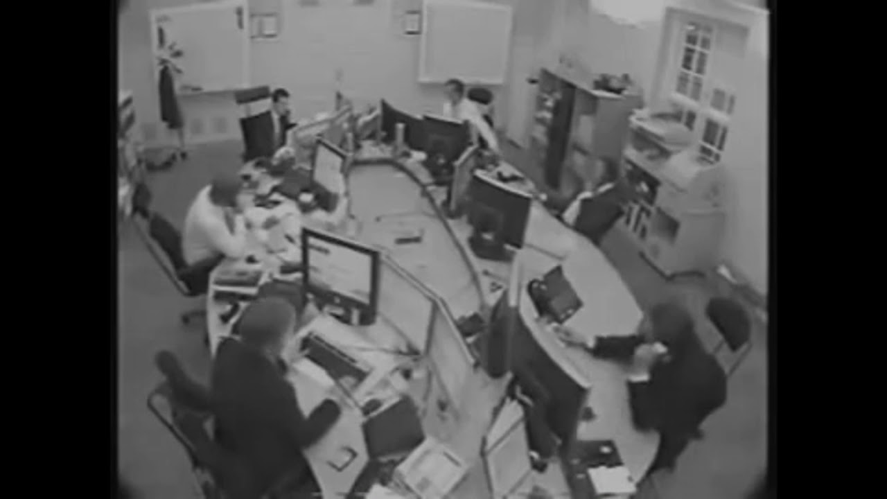 Pasty Clan - The King Is Dead