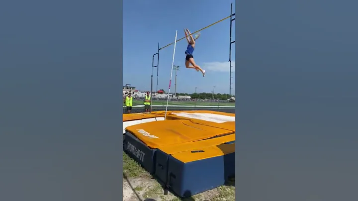 Kijsa Gifford 2022 Florida Regional Pole Vault Cha...