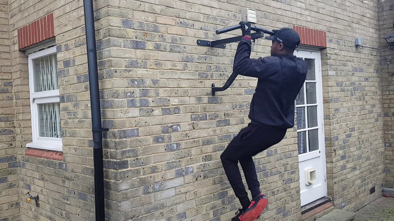 Смотреть «Pull up at home beginner challenge Workout Video - Ultra Patrick» на YouTube Смотреть «Pull up at home beginner challenge Workout Video - Ultra Patrick» на YouTube