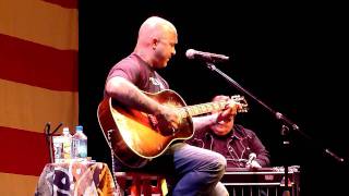 Aaron Lewis - What's Up (4 Non Blondes) HD Live in Lake Tahoe 8/06/2011
