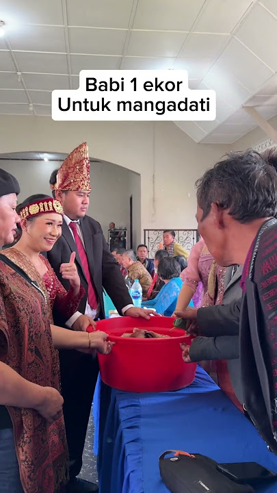 BABI SATU EKOR DI MARPESTA ORANG BATAK😍 #jejezhuang