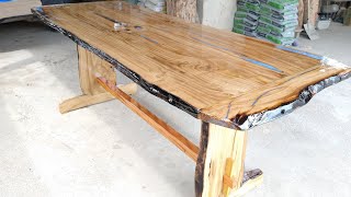 Mesa rústica com resina epóxi/ RIVER TABLE