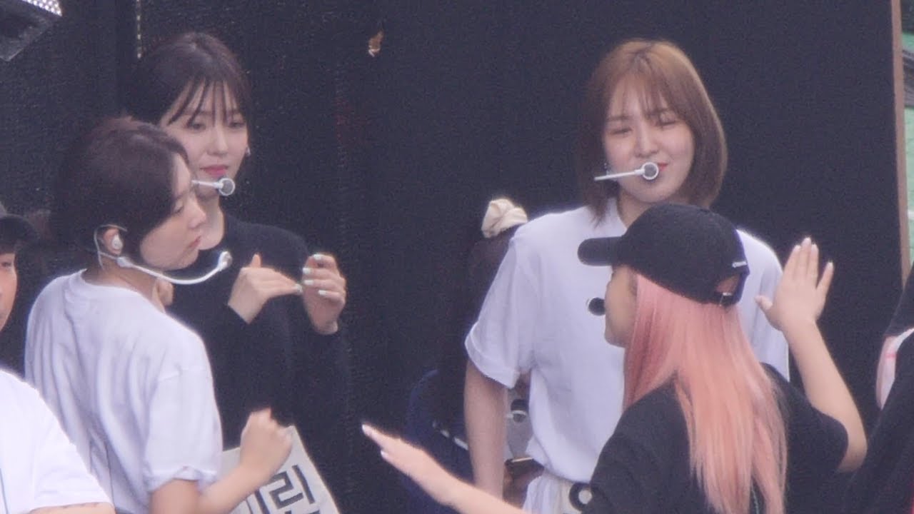 191004 레드벨벳 리허설 대기 '세븐틴 스냅슛' 리액션 직캠 Red Velvet Rehearsal Reaction fancam by Spinel