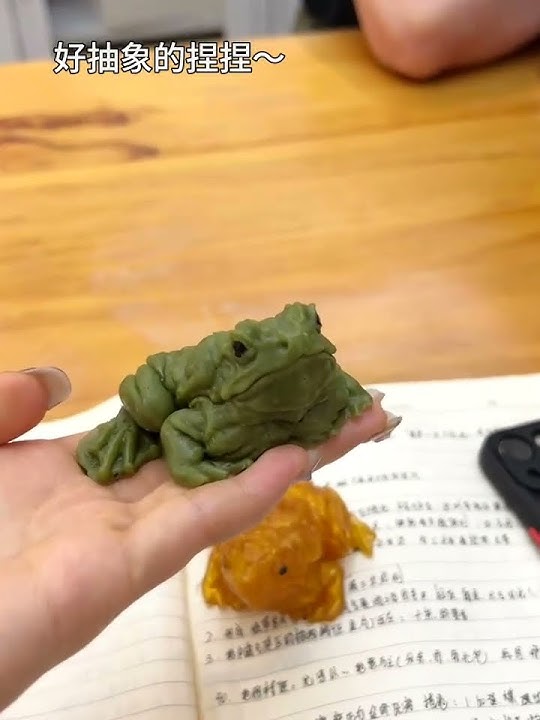 One thing to say is that this frog is so realistic that it is hahahaha, it’s a very new thing. P