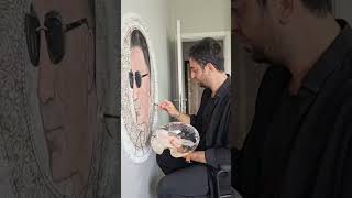 Reis Sedat Pekerin Resmini Halıya Çizen Türk Ressam .