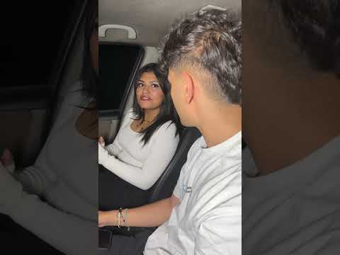 هاتي ايدك امسكها شويه