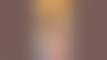 انجي خوري بالحمام 