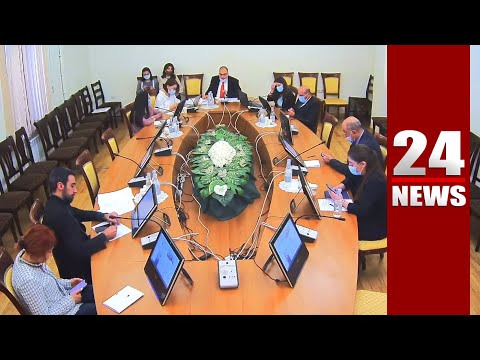 Ուզում եմ կարդալը թարգեմ․ Վարդանյանը անեկդոտ է պատմում Վարդևանյանին