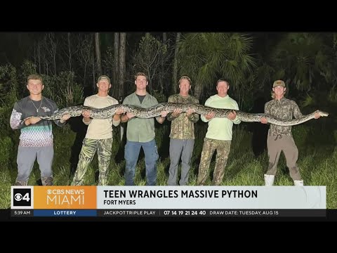 Fort Myers teen captured massive 15-foot python