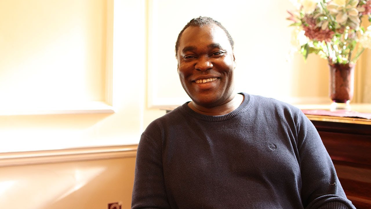 Израиль Аджосе, вице-президент Астрологической ложи Лондона.