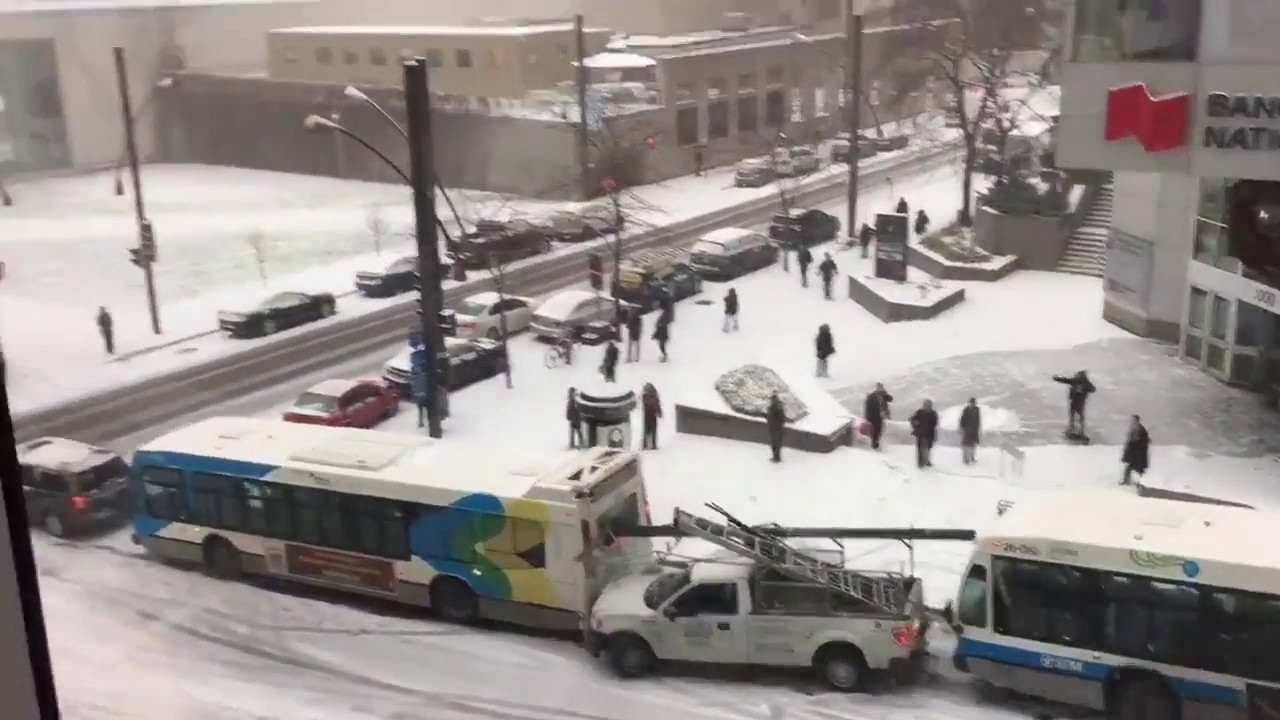 Multiple Car Crashes in Montreal 05/12/2016 YouTube