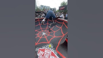 Zion Wright Skating The Belco Bowl Padless For A Vans Demo!