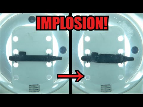How Deep Can 3D-Printed Titanium Miniature Submarine Dive? High pressure chamber test!