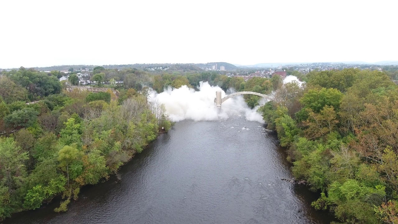 Blowing up of the Coplay / Northampton Bridge YouTube