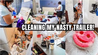 CLEANING MY NASTY TRAILER // MOBILE HOME RESET // CLEAN WITH ME SINGLE WIDE