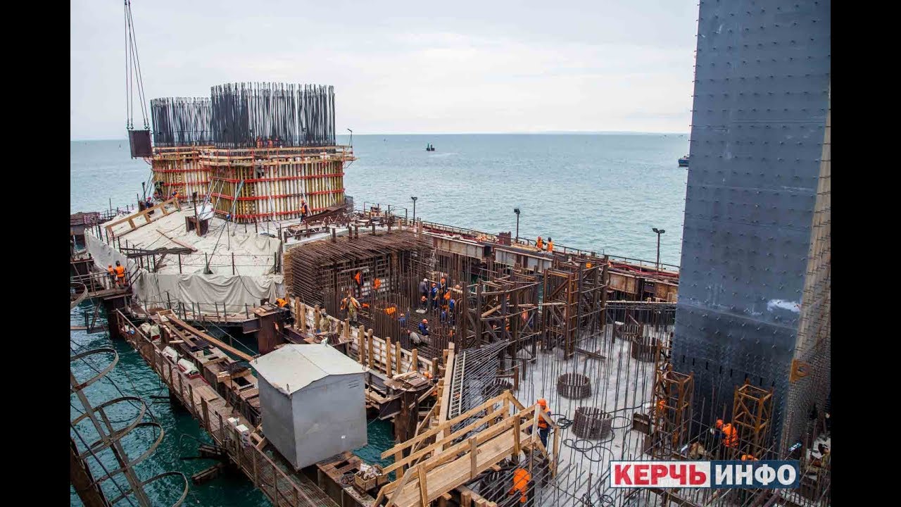 Строительство арок Керченского моста. Construction of arches of the