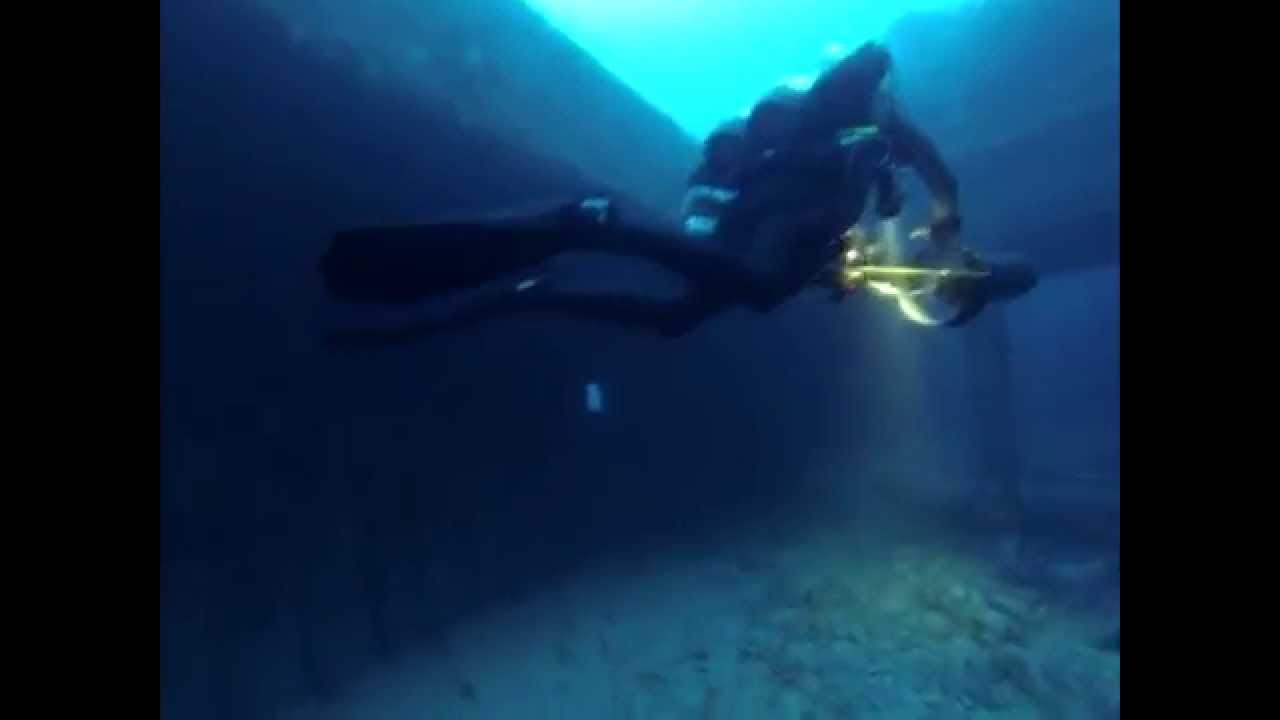 Diving the wreck of the Sucre 29 Dec 2012 with Frank and Scott